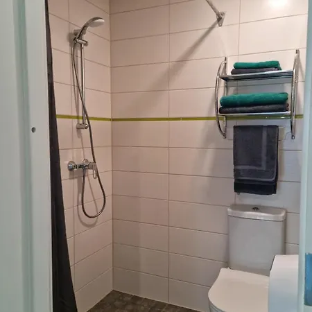 Auksi Motell Motel *