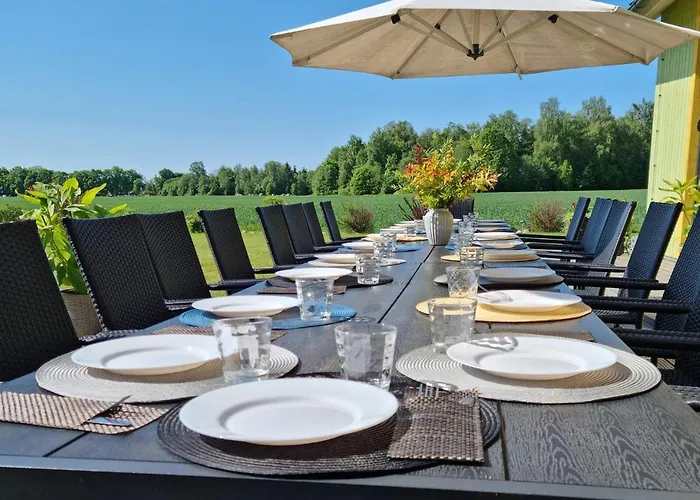 Auksi Motell モーテル